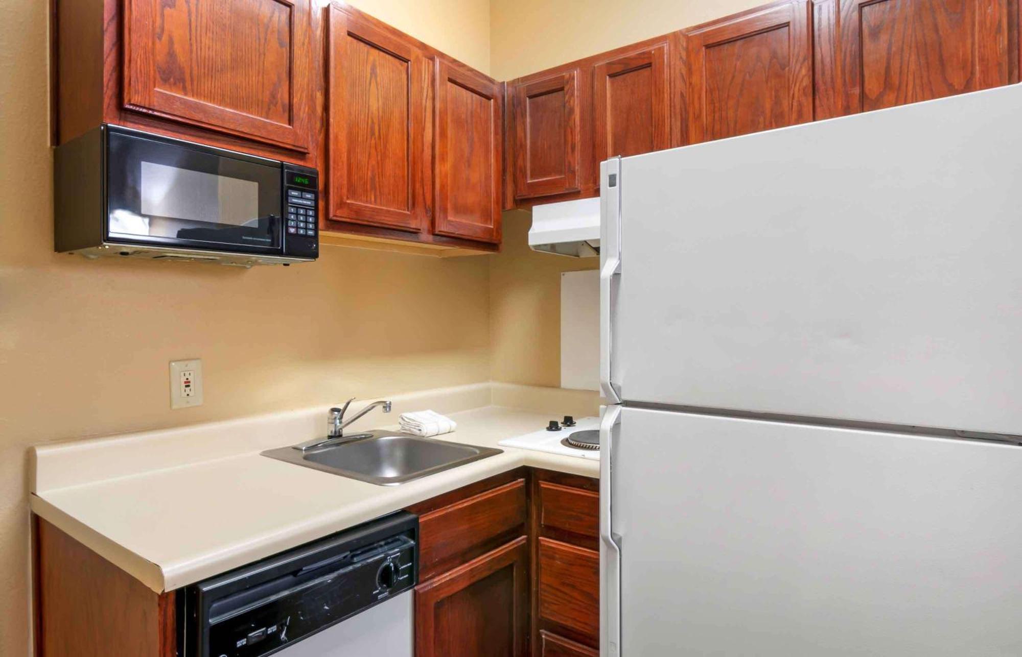Extended Stay America Suites - Kansas City - Overland Park - Metcalf Ave Buitenkant foto